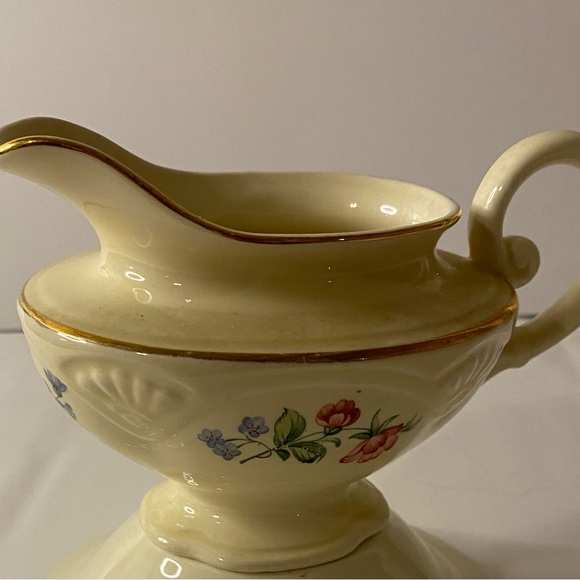 Homer Laughlin China Springtime Marigold Creamer Floral Gold Trim Vintage 1940's - Picture 1 of 8